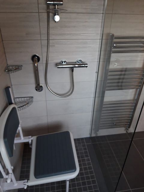 wetroom shower enclosure