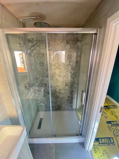 An elegant bathroom, and a second job for the same family — finished