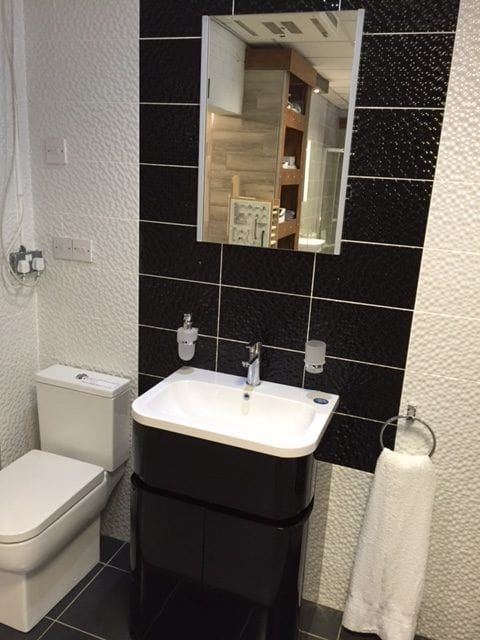 The advantages of bathroom vanity units