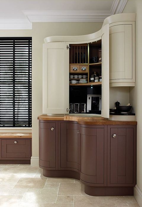 What are the advantages of curved kitchen worktops?