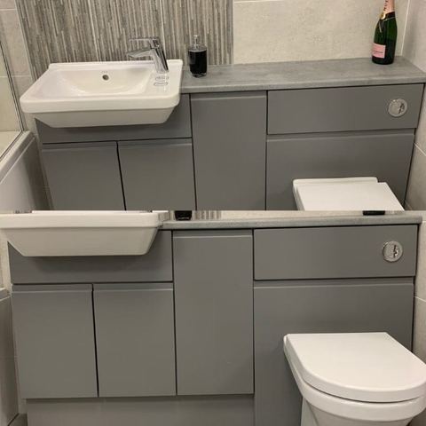 Advantages of slimline fitted bathroom furniture