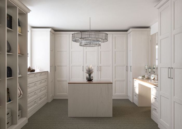 Mornington Beaded bedroom, second room view