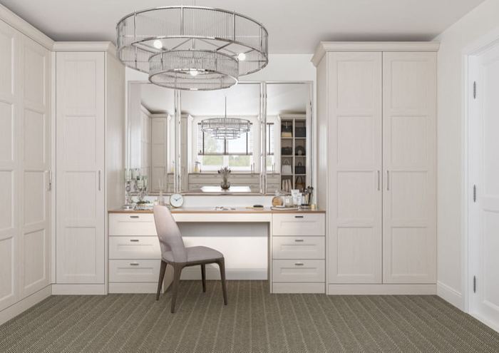 Mornington Beaded bedroom, further view