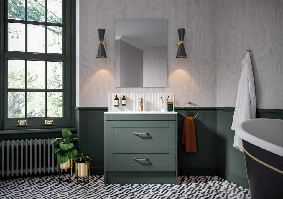 Chiltern bathroom in Contour Heritage Green