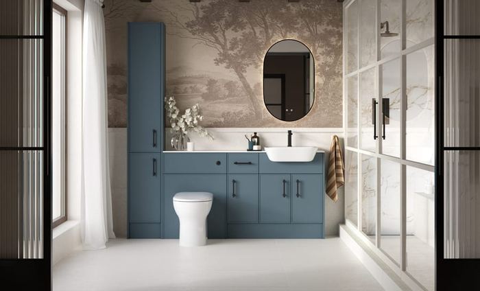 Dartmoor fitted run in Dark Sapphire against a mural wall