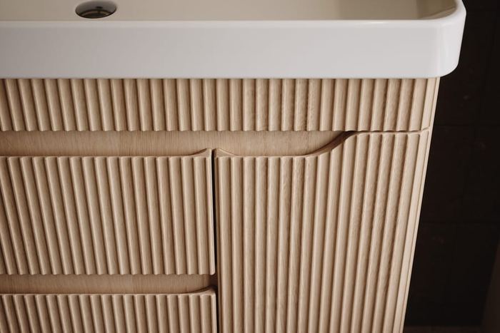 Firova fluted drawer front, detail