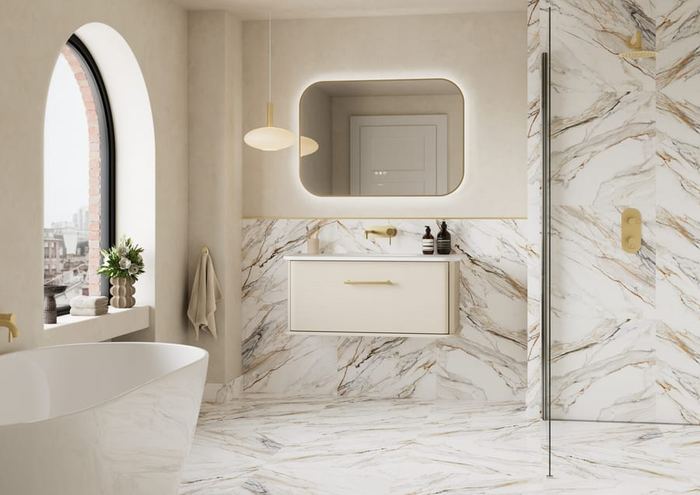 Petra vanity in Soft Linen with a freestanding bath