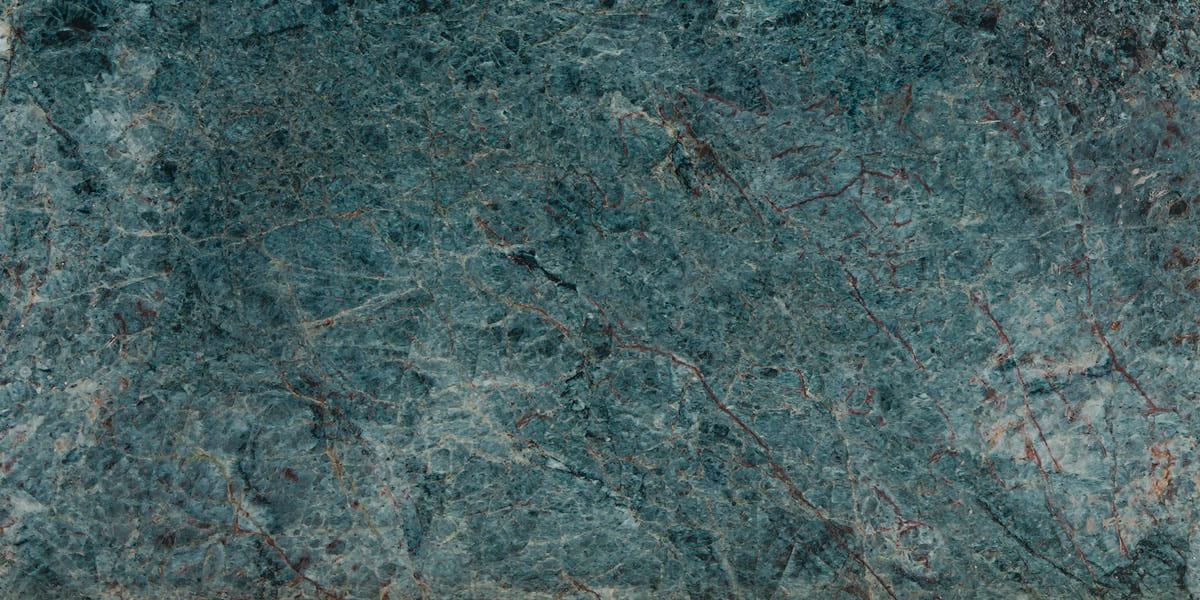 Lux Kionia Smeraldo tile, 120 x 60 cm, marble-effect