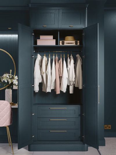 Aldana bedroom, further view