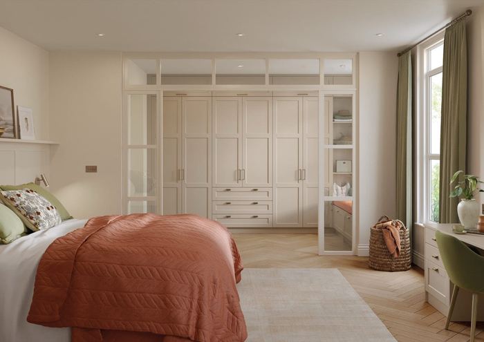 Dawson bedroom in Cashmere, full room view
