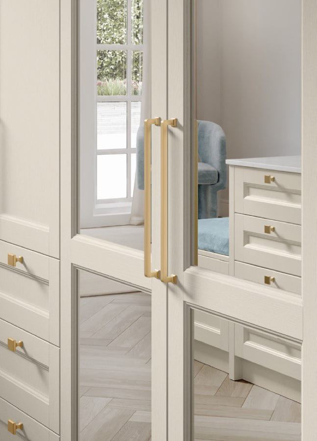 Pembridge bedroom, further view