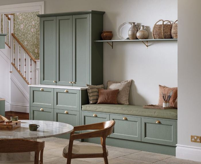 Pembridge door and cabinet detail