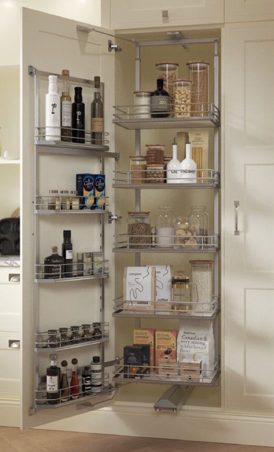 Winslow kitchen, further view